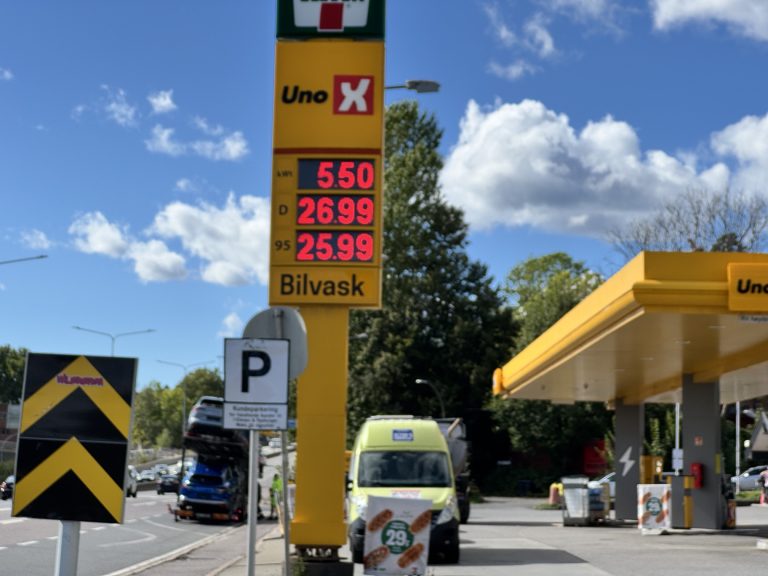 Politicians put politics on hold after king’s death, and let fuel prices rise