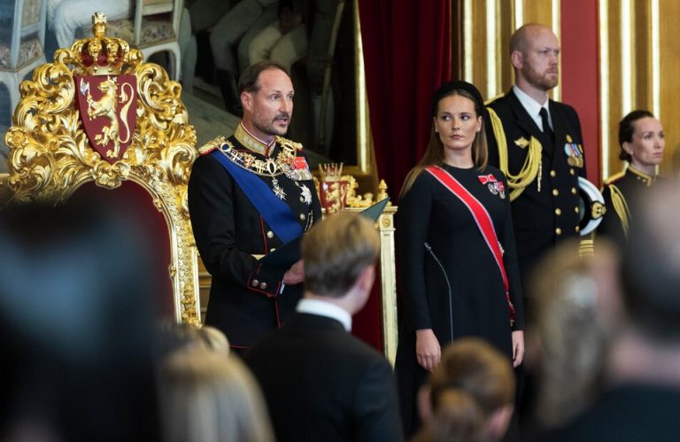 King Haakon VIII sworn in, as support for Norway’s monarchy rises again